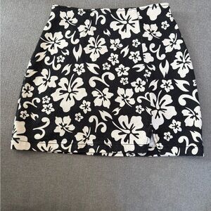 Wild Fable Black and White Floral Mini Skirt